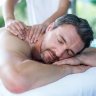 Massage pour Homme par Jeune homme